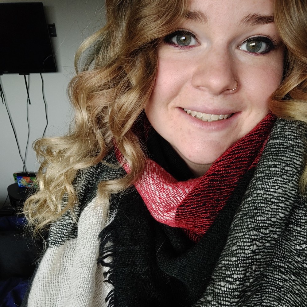 Meet your Posher, Meaghan